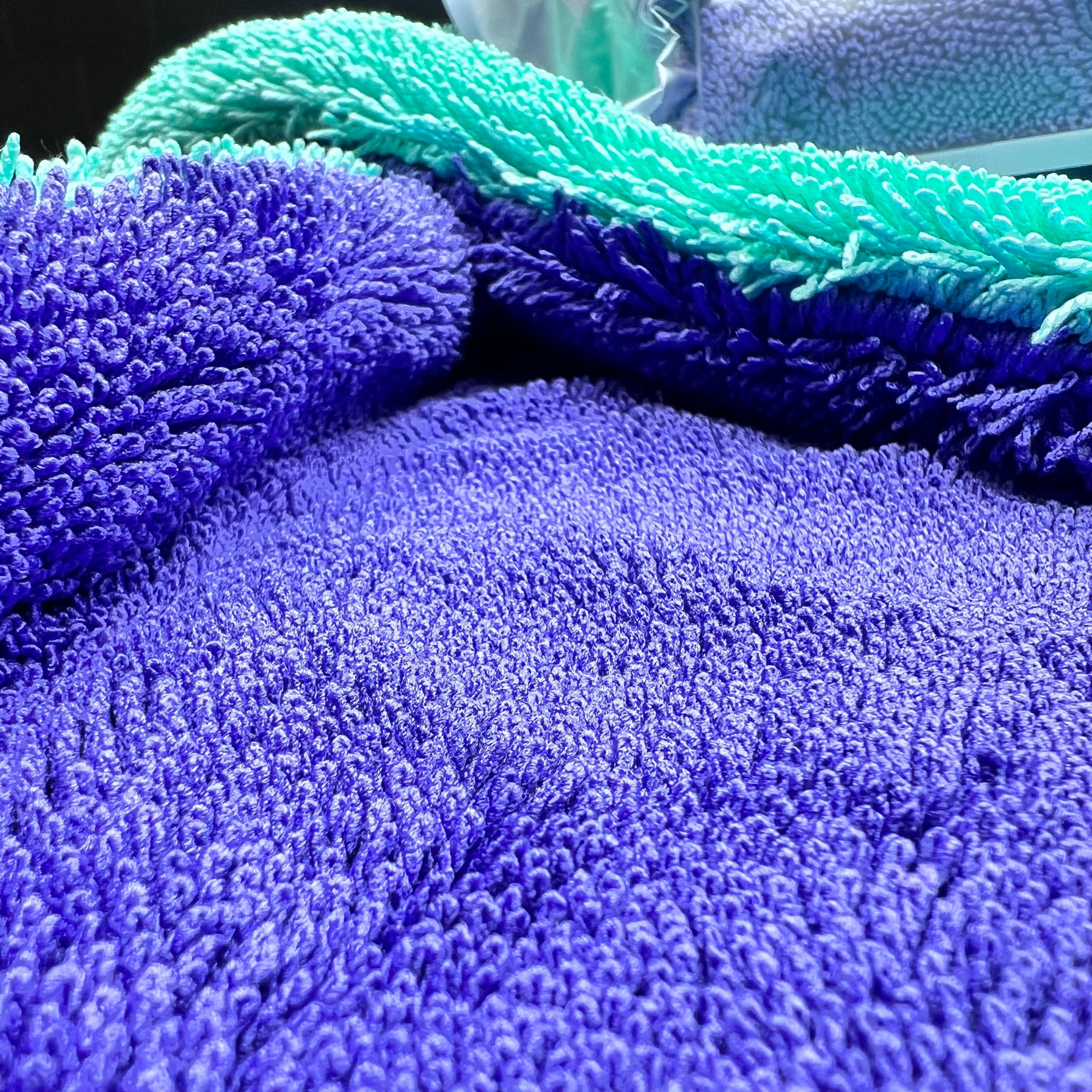 New* Dual Twisted Loop Microfiber Drying Towel 1600 GSM - MICROFIBER, CHAMOIS AND OTHER TOWELS - D-Tail Lab