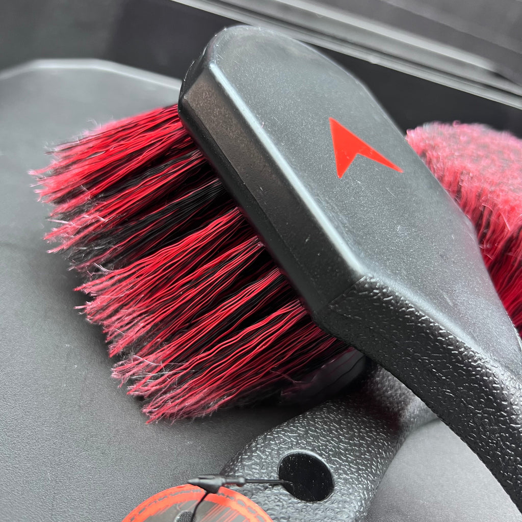 Wheel & Tire Cleaning Brush - BRUSHES - D-Tail Lab